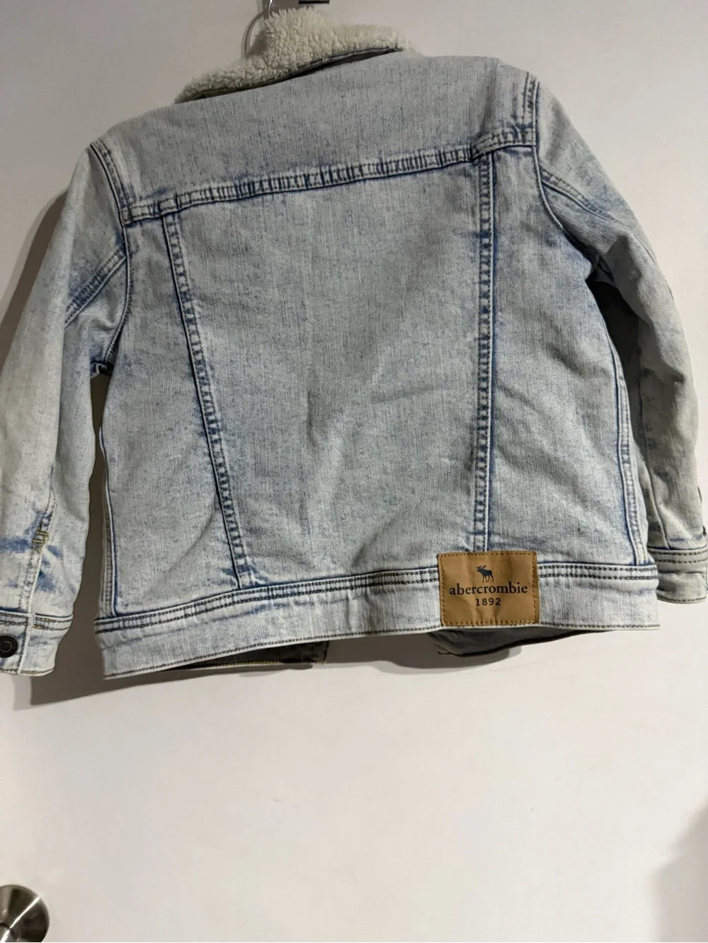 abercrombie kids Light Wash Denim Jacket with Off-White Sherpa Collar